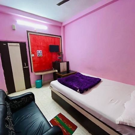 Staymaker Hotel Prerana Tarapith Exteriör bild