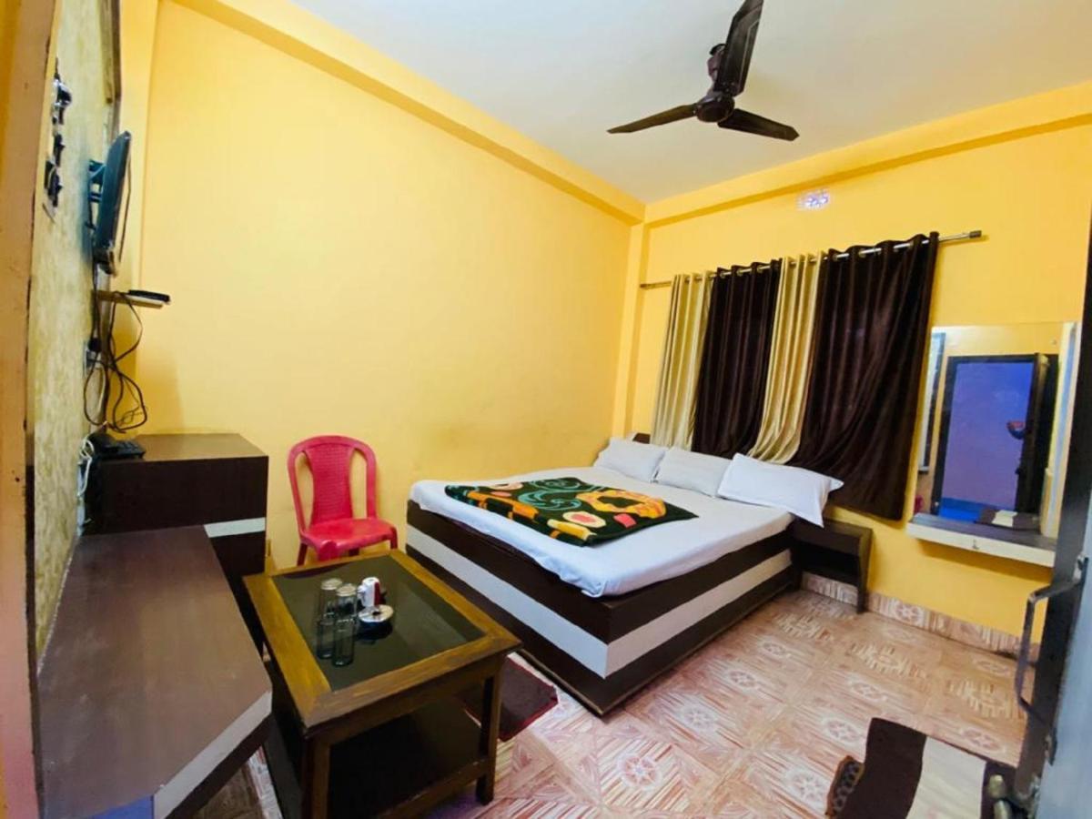 Staymaker Hotel Prerana Tarapith Exteriör bild