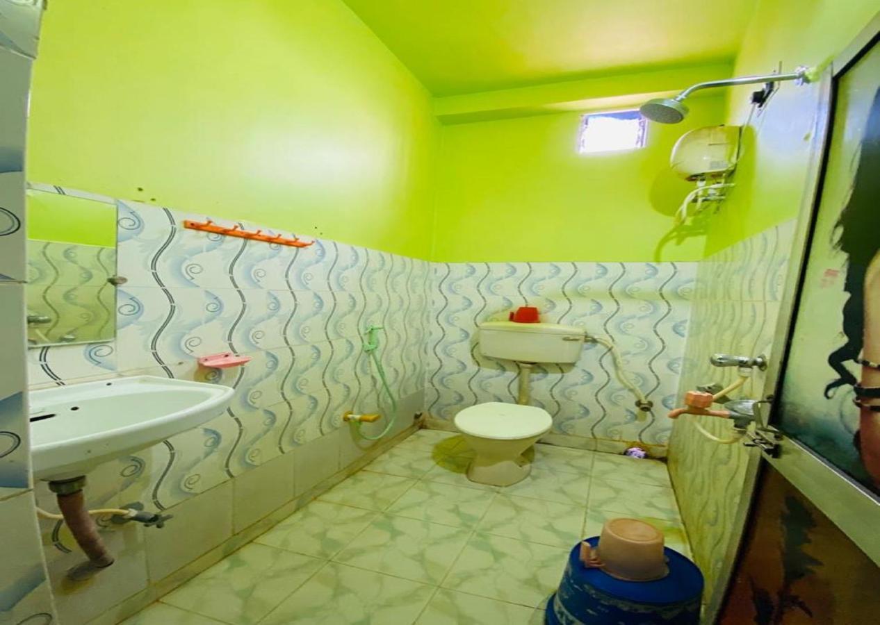 Staymaker Hotel Prerana Tarapith Exteriör bild