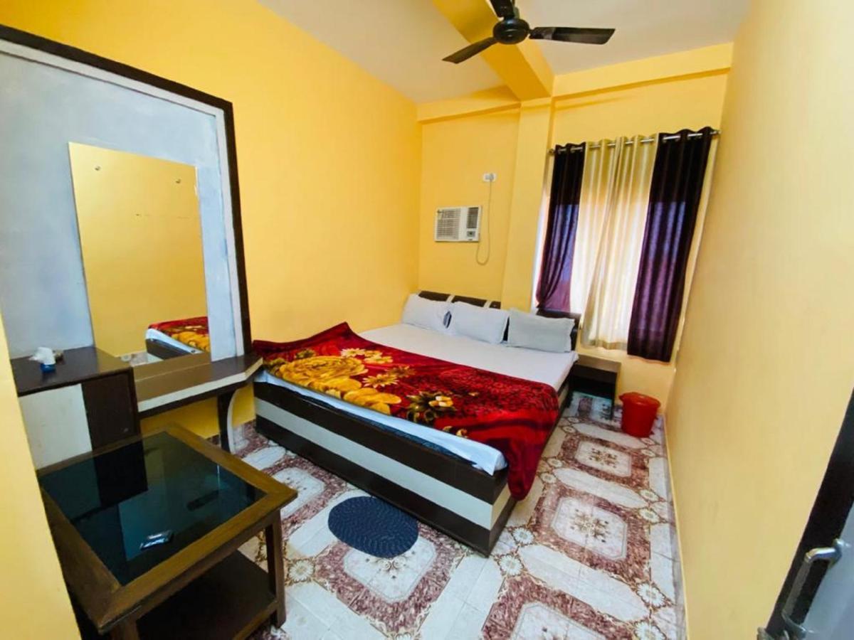 Staymaker Hotel Prerana Tarapith Exteriör bild